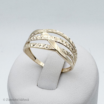 Žluté zlato prsten broušený